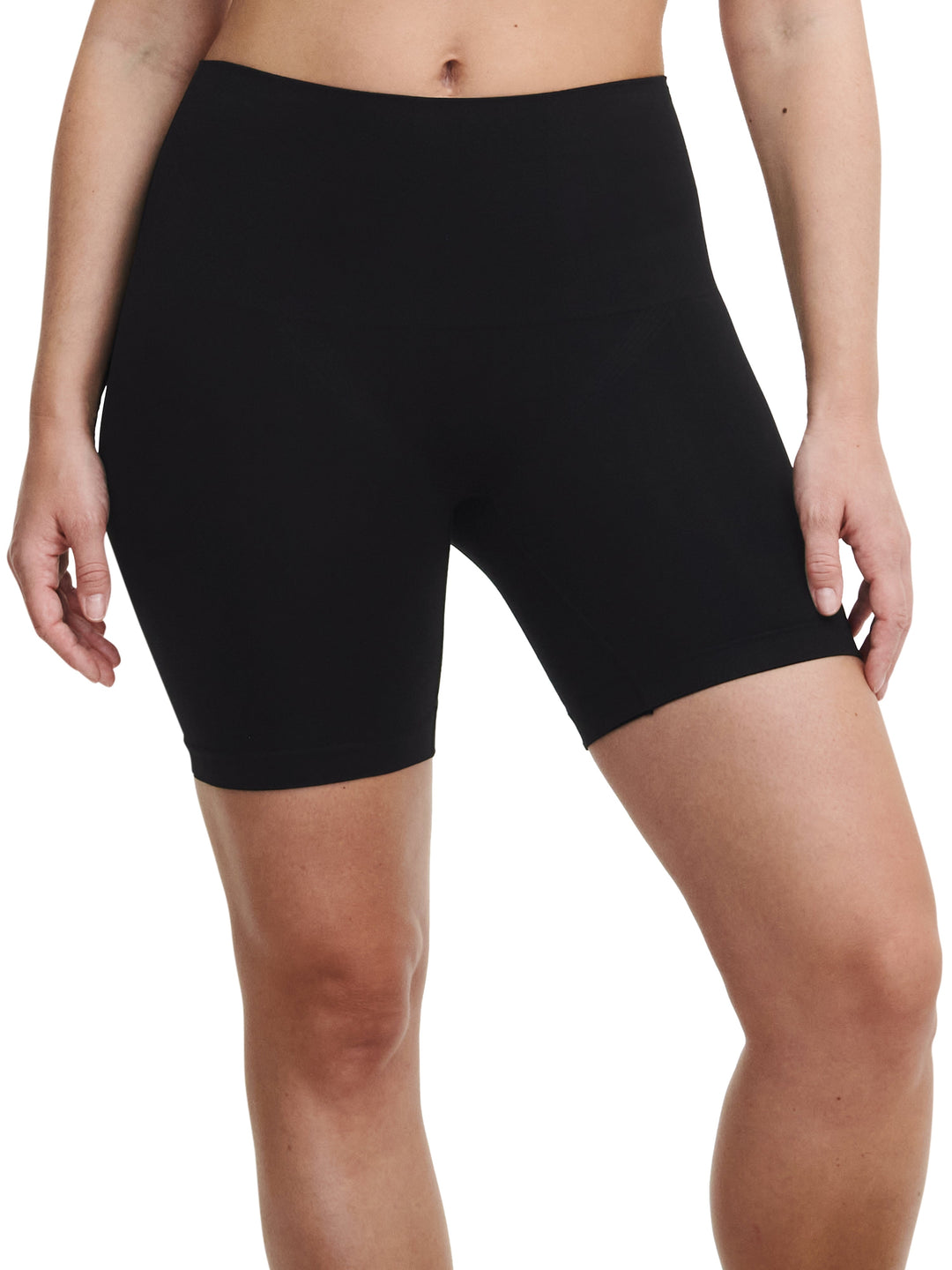 Chantelle Smooth Comfort Sculpting Biker Shorts - Black Shorts Chantelle