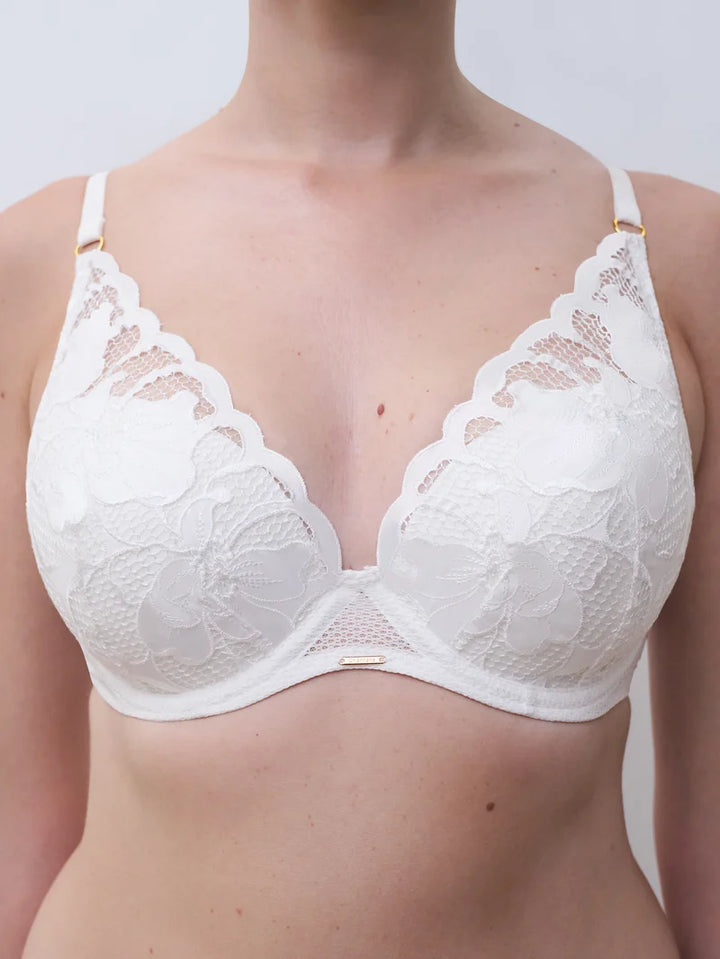 Chantelle - Fleurs Signature Plunge T-Shirt Bra Satin Milk