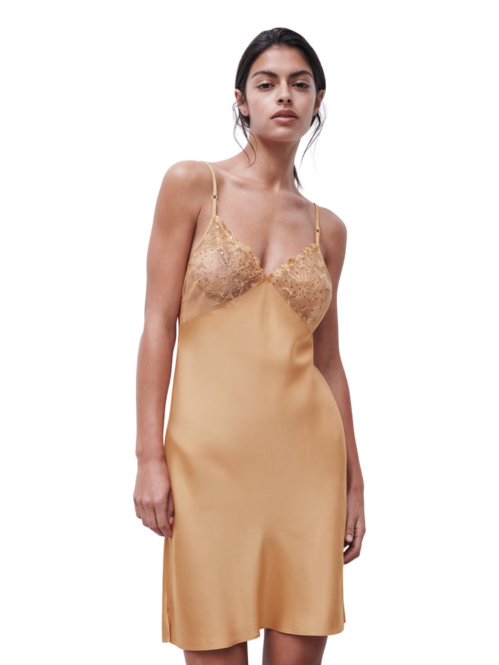 Chantelle - Fleurs Nightdress Toffee Sequins