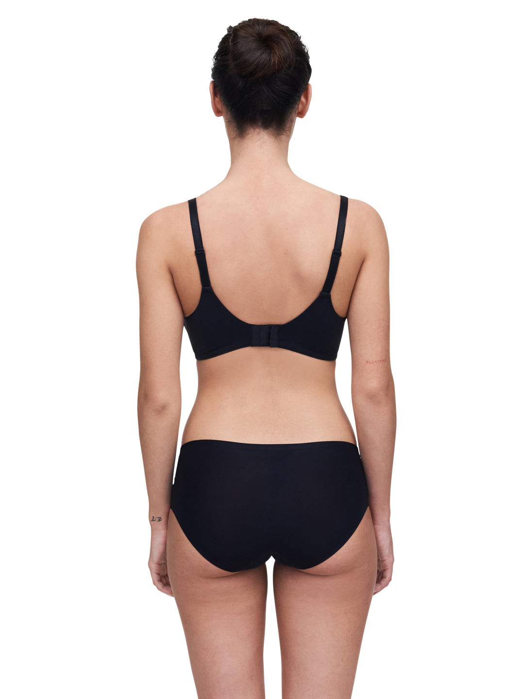 Chantelle Norah Chic Covering Molded Bra - Black Padded Bra Chantelle