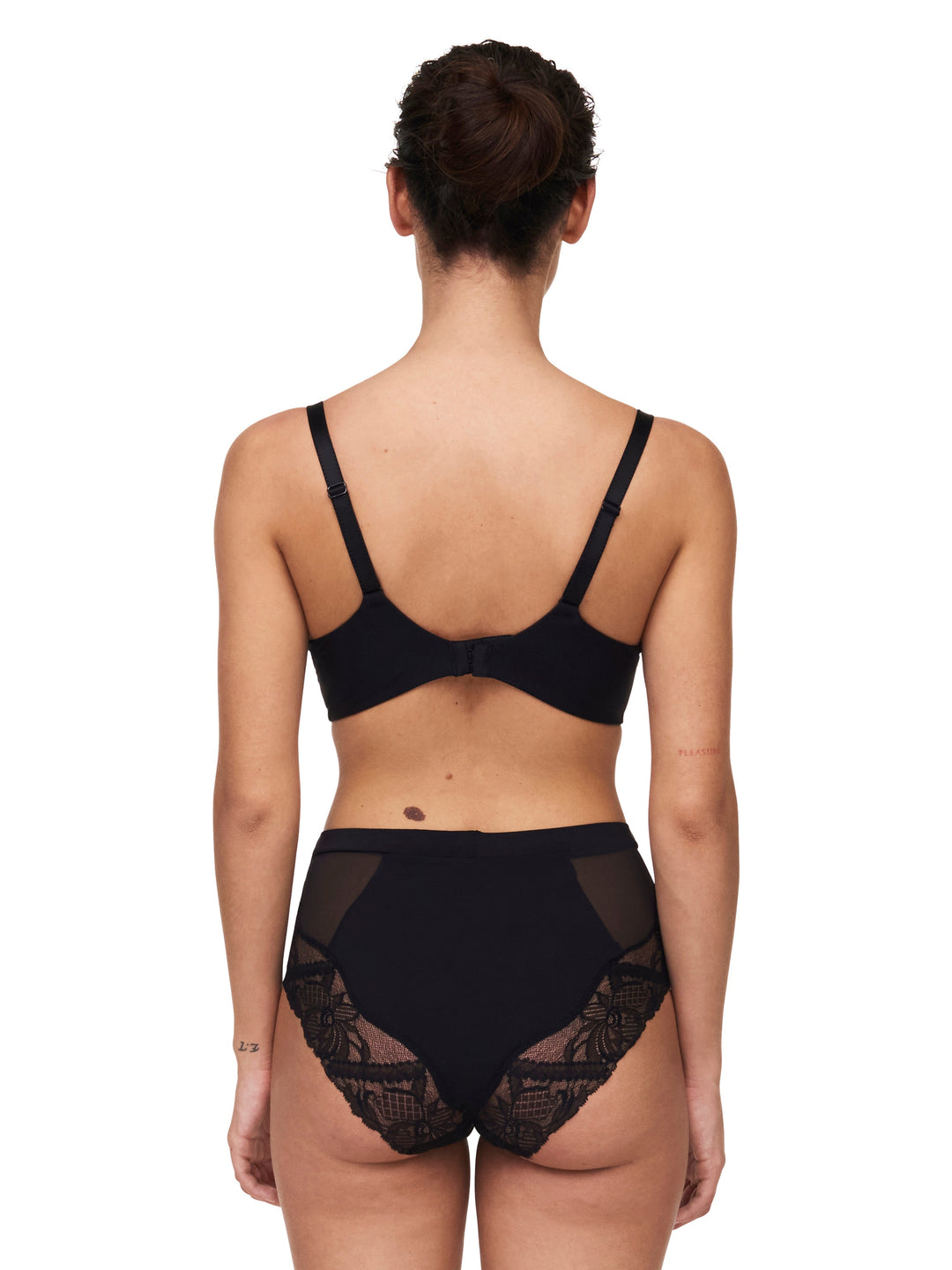 Chantelle Orangerie Dream Very Covering Underwired Bra - Black Full Cup Bra Chantelle