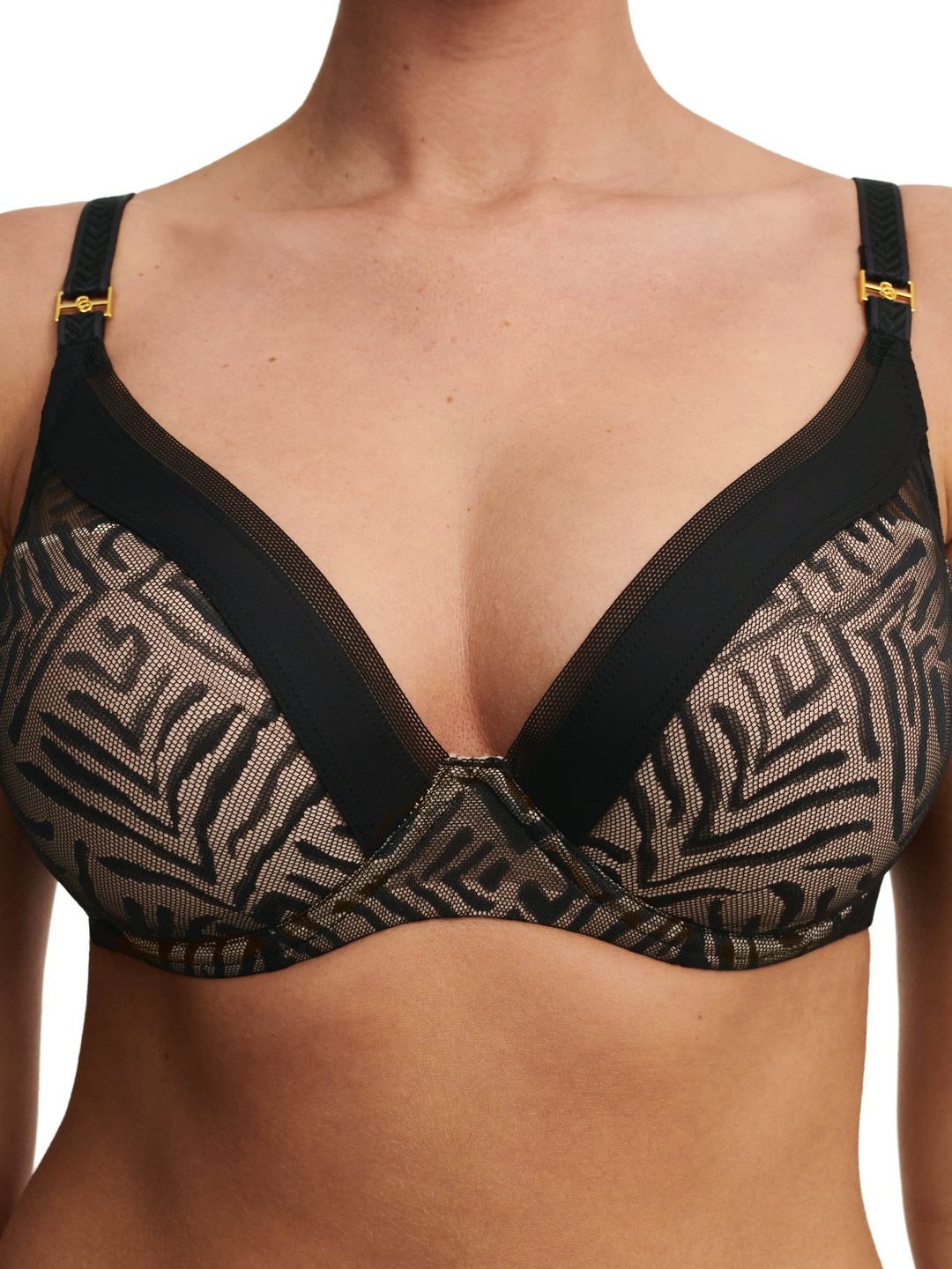 Chantelle - Graphic Allure Plunge T-Shirt Bra Black Plunge Bra Chantelle