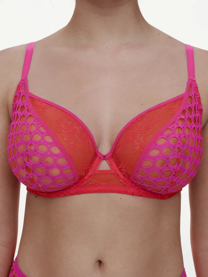 Chantelle - Poison Covering Underwired Bra Flame Red / Fuchsia Purple