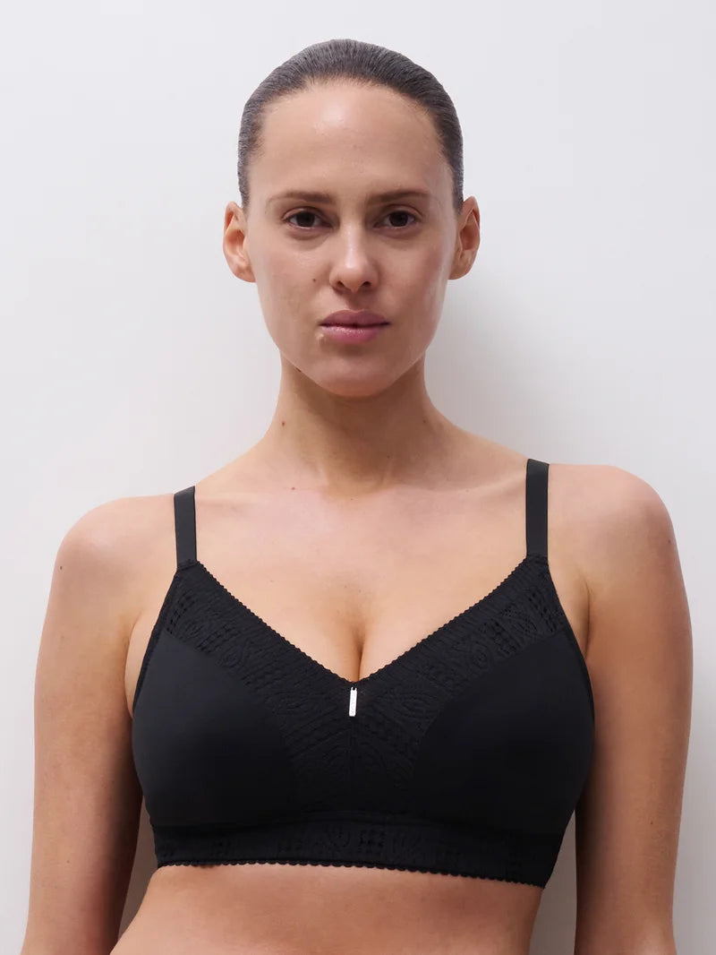 Chantelle - Easy Support Wirefree Support Bra Black