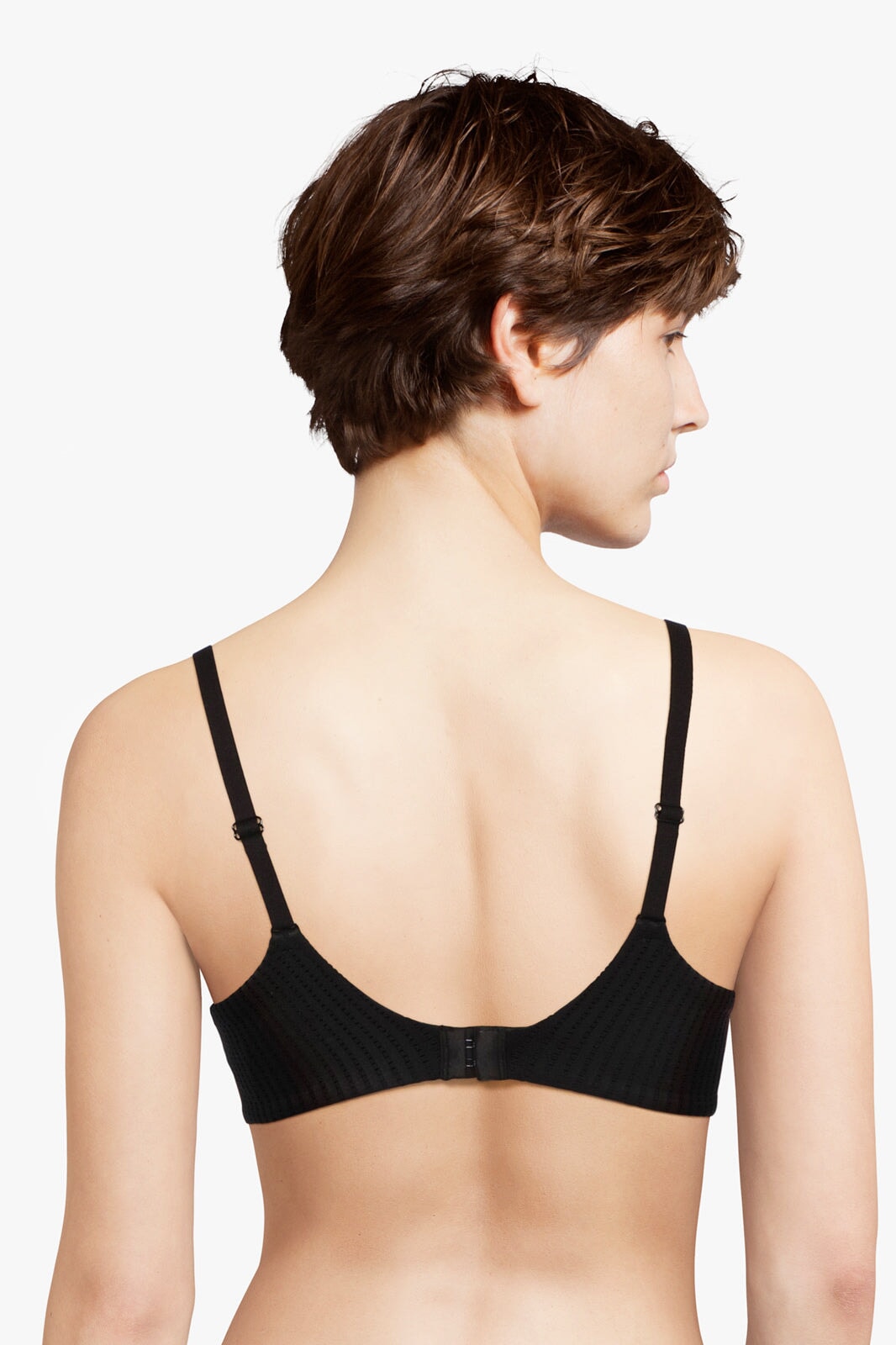 Chantelle EasyFeel - Marilyn Underwired Covering Foam Bra Black Padded Bra Chantelle EasyFeel