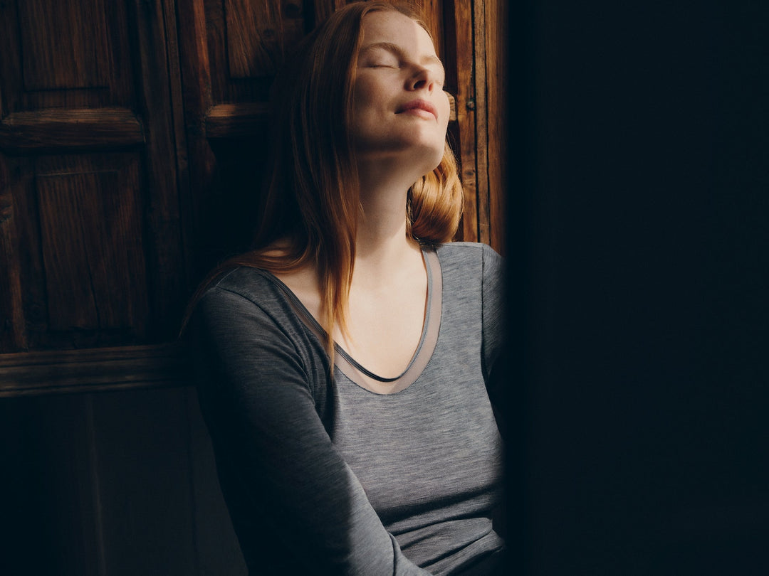 Femilet - Juliana T-Shirt Long Sleeves Grey Top Femilet