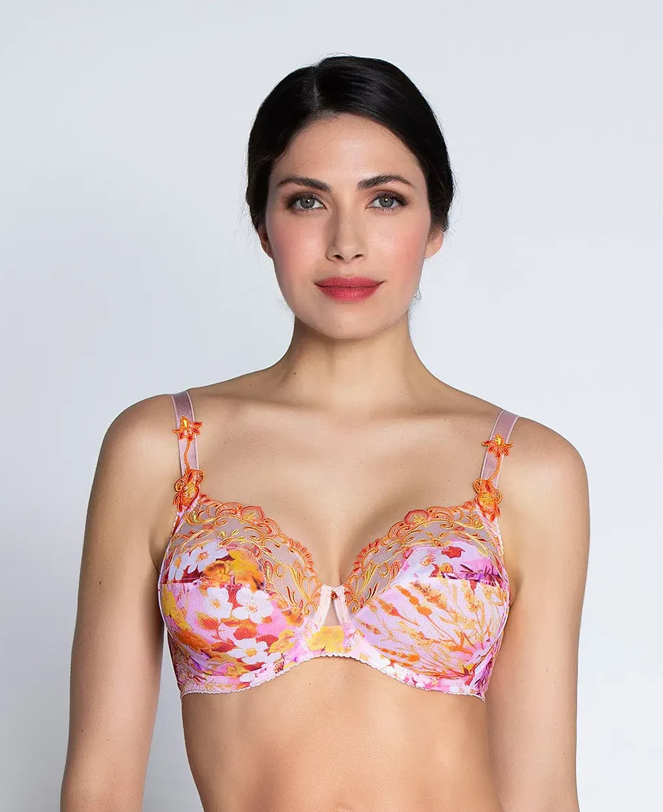 Lise Charmel - Jardins De Lumiere 3 Parts Full Cup Bouquet Lumiere