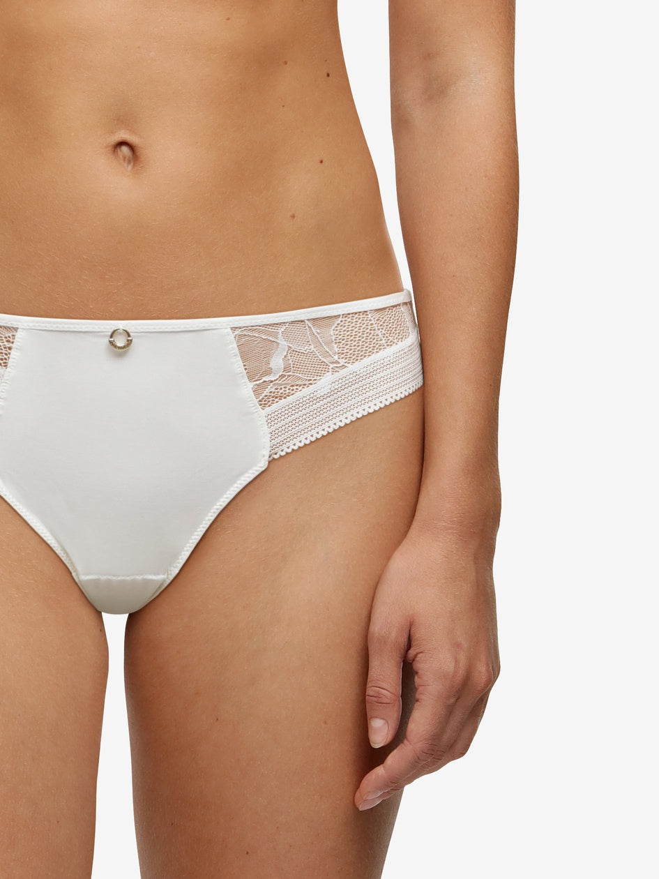 Chantelle True Lace Tanga - Milk Tanga Chantelle