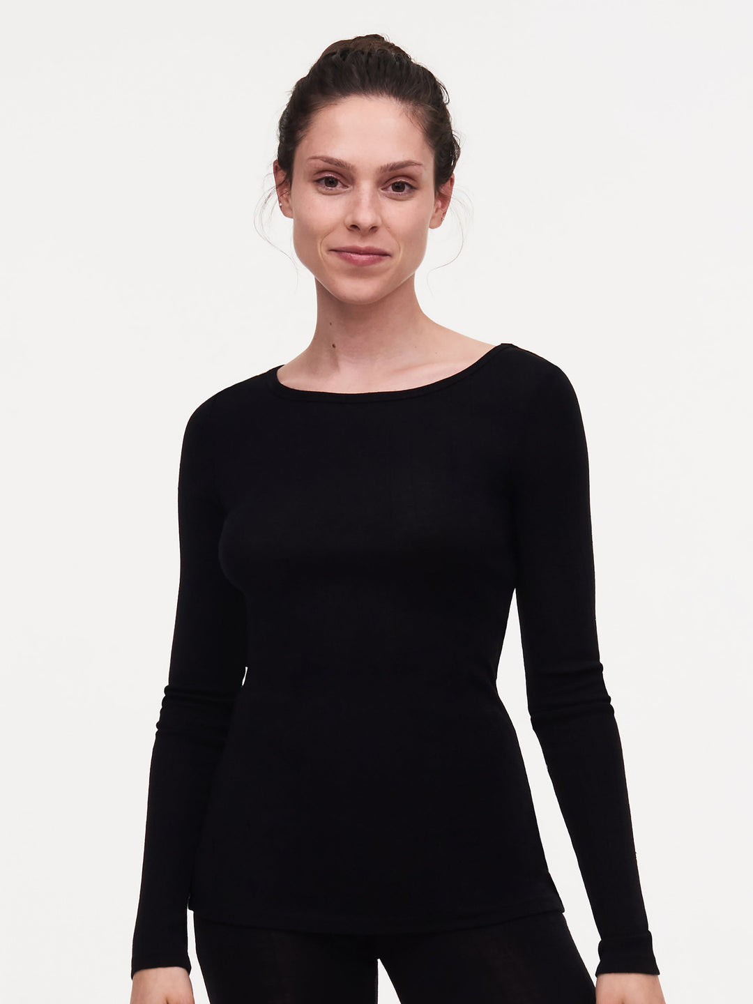 Chantelle Thermo Comfort T-Shirt Long Sleeves - Black Top Chantelle
