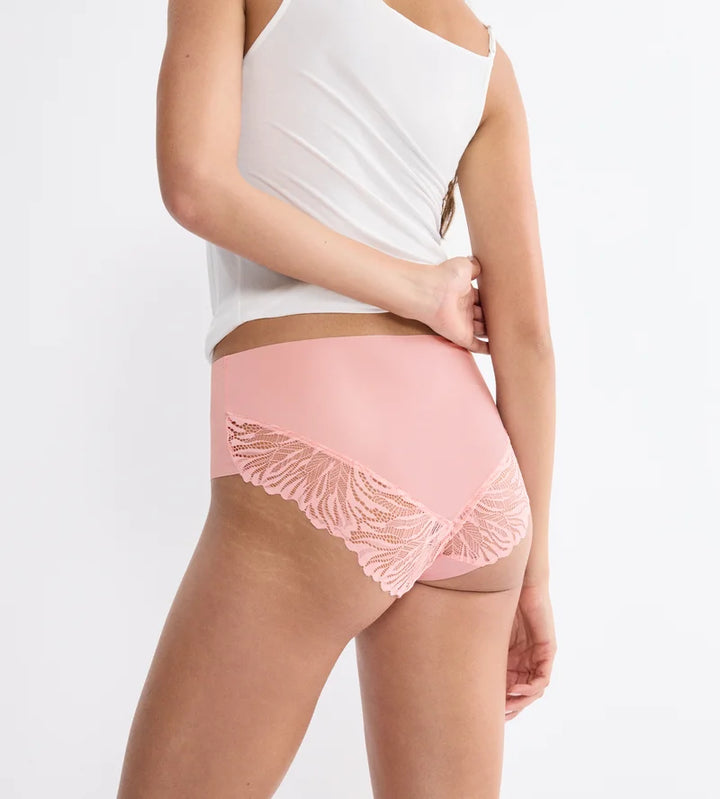 Triumph - Pretty Micro Maxi Strawberry Cream