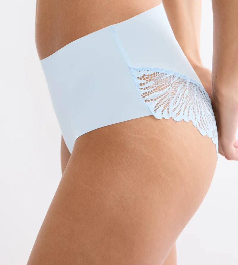 Triumph - Pretty Micro Maxi Light Blue
