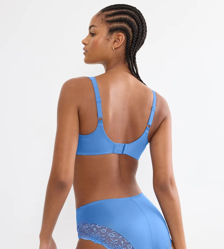 Triumph - Ladyform Soft Underwired Bra Ciel