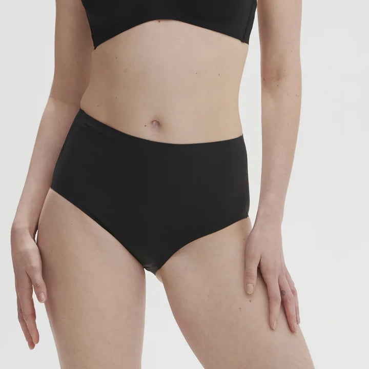 Simone Perele - Essentiel Control Brief Black
