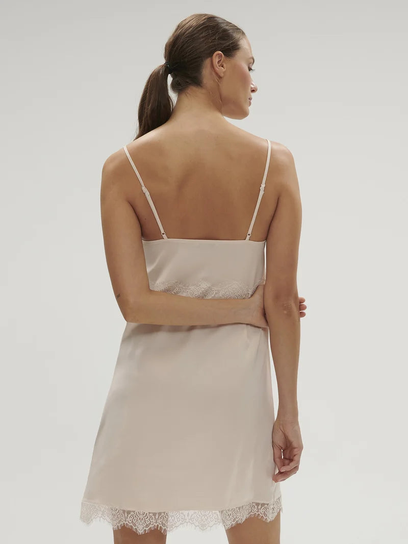 Simone Perele - Satin Secrets Short Nightdress Sakura Pink