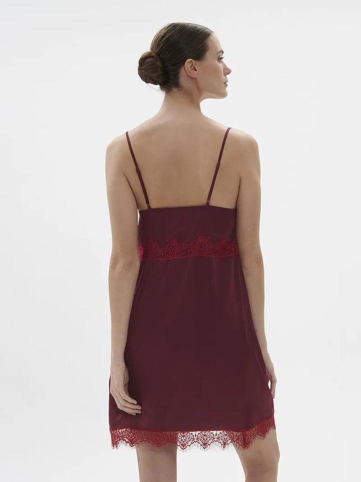 Simone Perele - Satin Secrets Short Nightdress Spinel Red