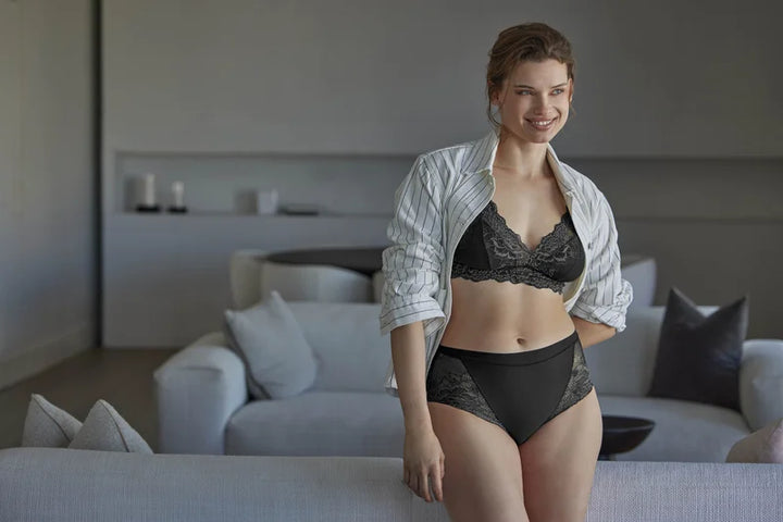 Janira - Greta Foam Bralette Black