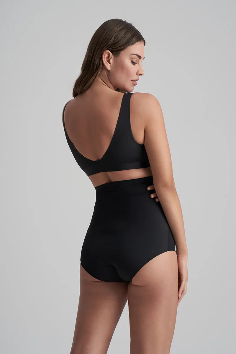 ByeBra - Invisible Shapewear Light Support Bra Top Deep Plunge Black