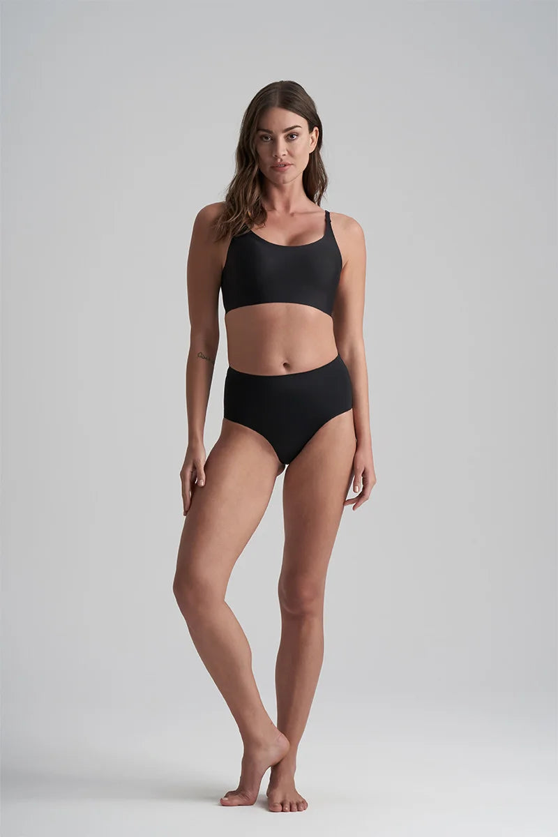 ByeBra - Invisible Shapewear Light Support Bra Top Round-Neck Black