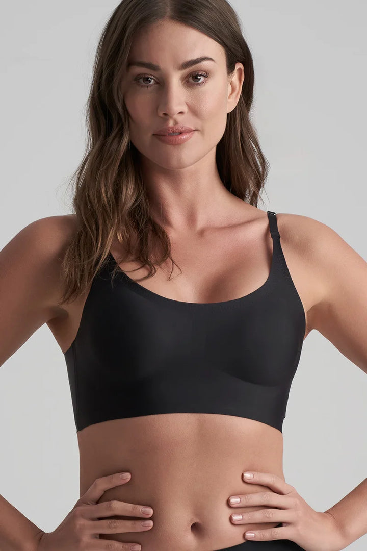 ByeBra - Invisible Shapewear Light Support Bra Top Round-Neck Black