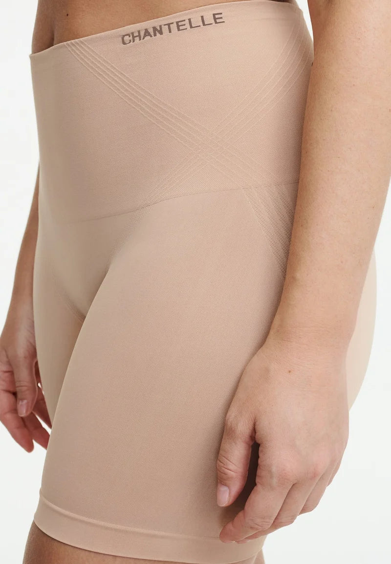 Chantelle - Smooth Comfort Sculpting Biker Shorts Sirocco