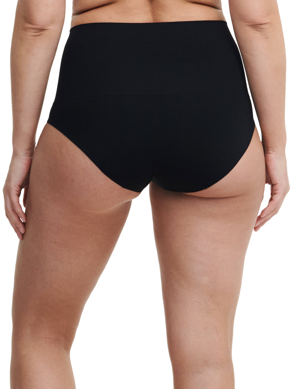 Chantelle Smooth Comfort Sculpting High-Waisted Full Brief - Black Full Brief Chantelle 