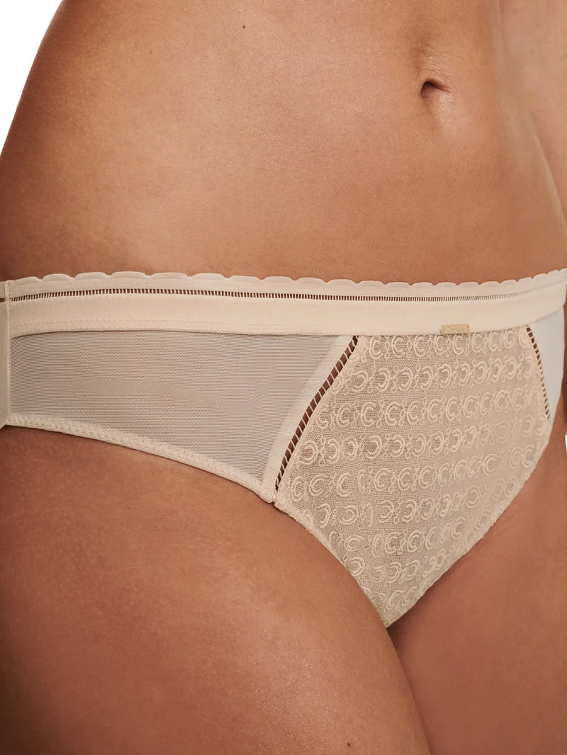 Chantelle - Monogram Revealing Brief Golden Beige