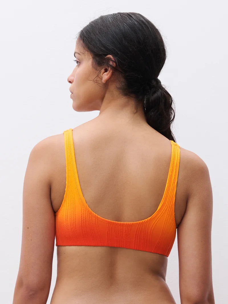 Chantelle Swimwear - Swim One Size Wirefree T-Shirt Bra Sunrise Tie & Dye