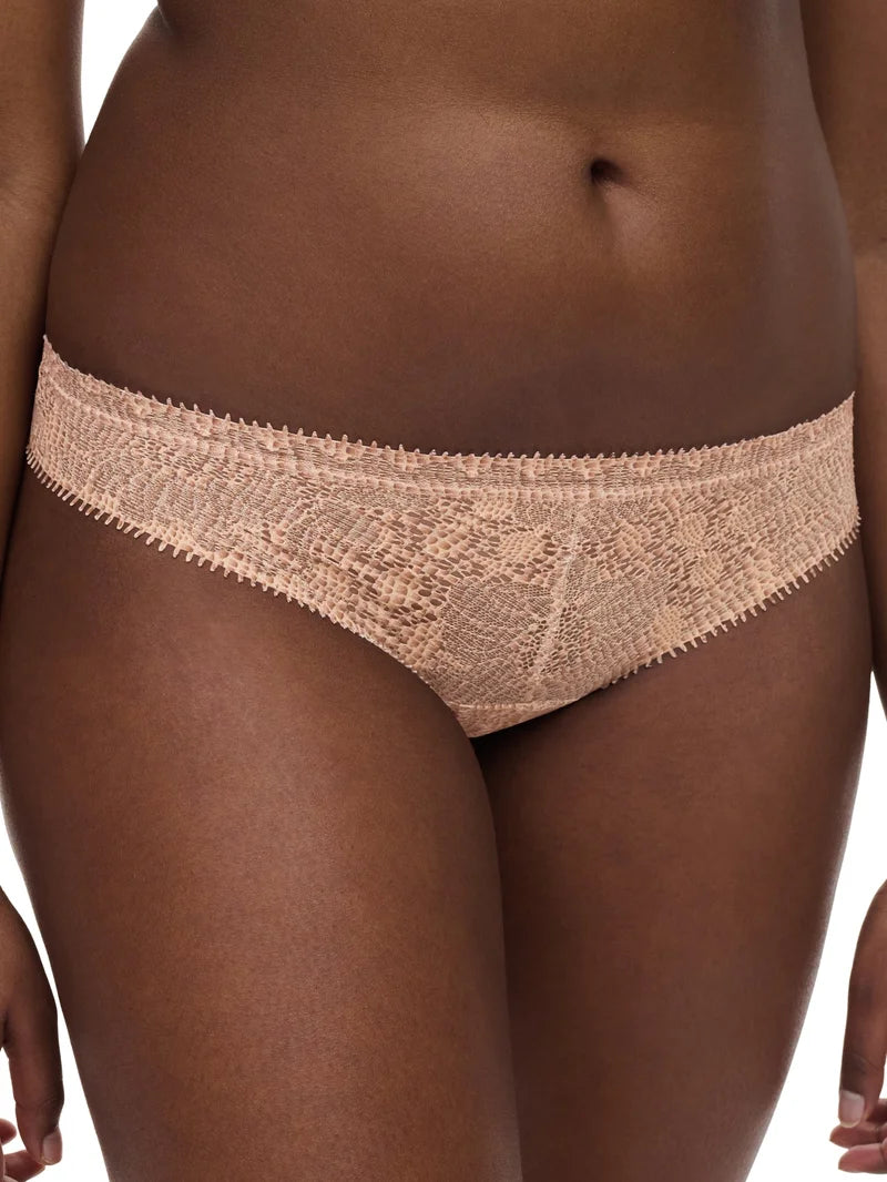 Chantelle - Day To Night Tanga Python Lace