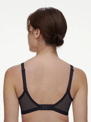 Chantelle - Pure Lace Covering Molded Bra Black