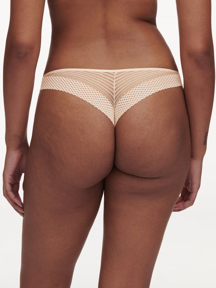 Chantelle - Play Tanga Golden Beige