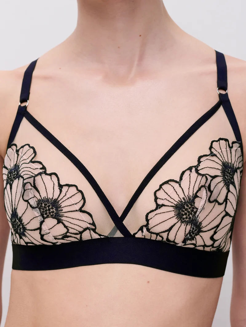 Chantelle - Lush Wirefree Triangle Bra Black / Soft Pink