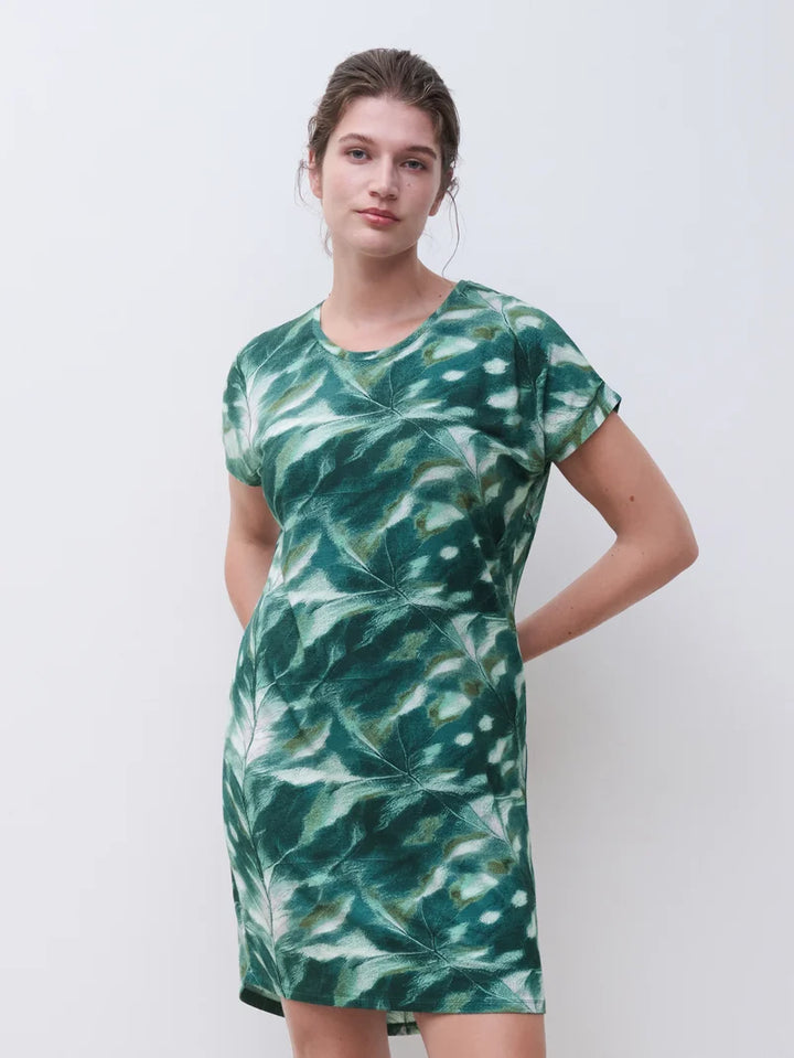 Femilet - Yara Big Shirt Long Sleeves Gradient Leaves