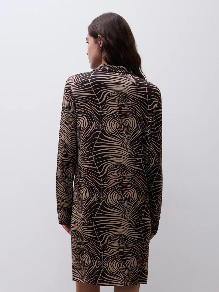 Femilet - Daisy Nightgown Long Sleeves Zebra Leaves