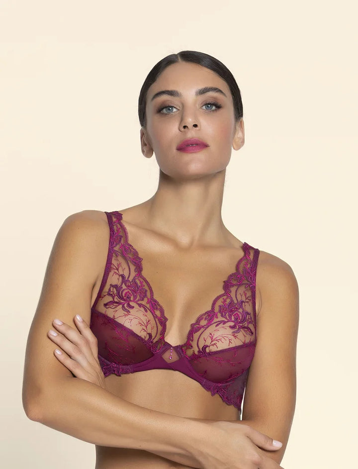 Lise Charmel - Source Beaute Glam Wired Triangle Source Amarante