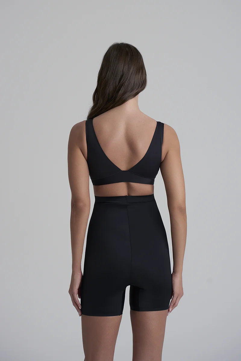 ByeBra - Invisible Shapewear Light Support Invisible High Waist Short Black