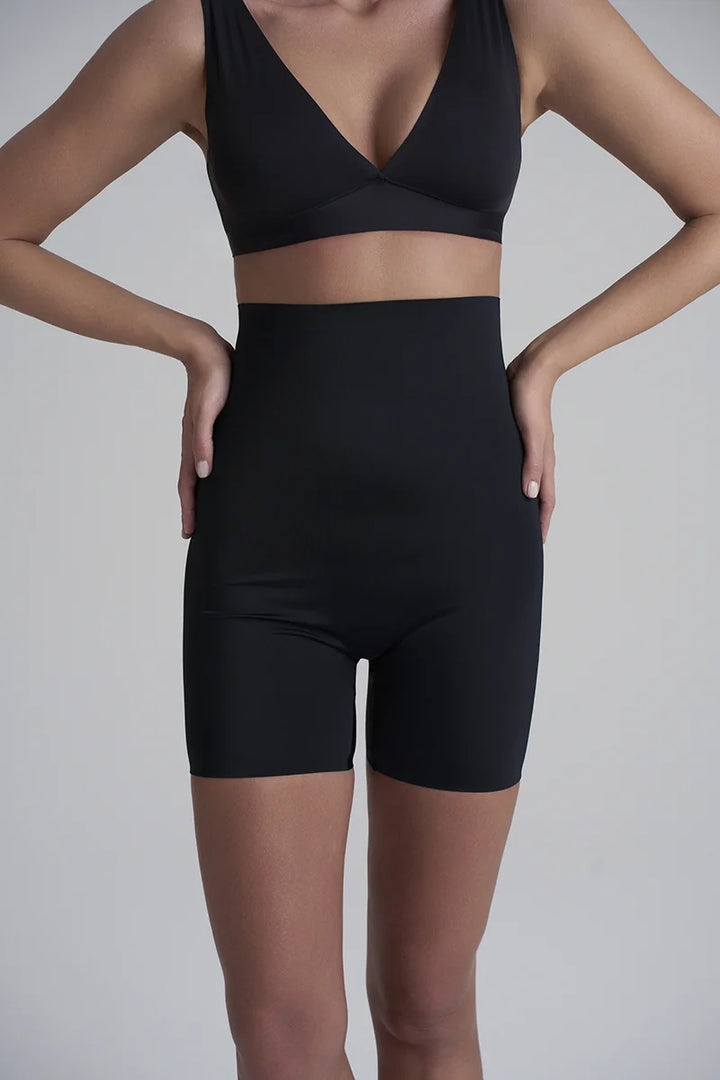ByeBra - Invisible Shapewear Light Support Invisible High Waist Short Black