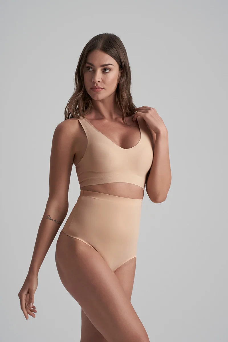 ByeBra - Invisible Shapewear Light Support Invisible High Waist Thong Beige