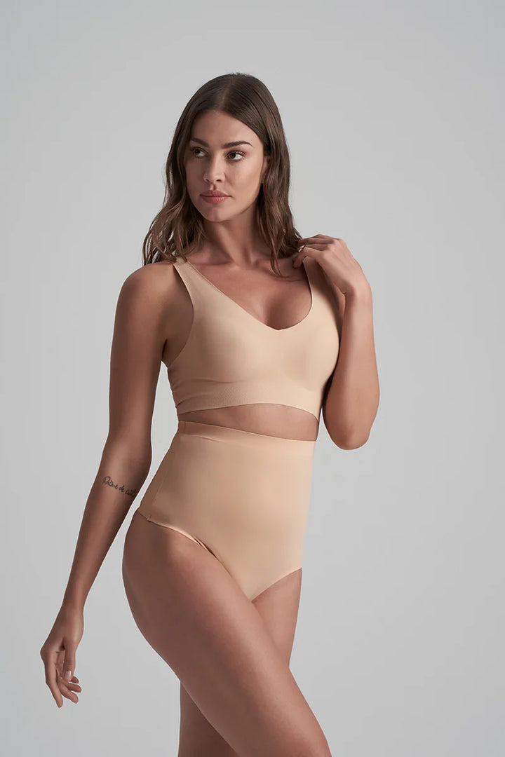 ByeBra - Invisible Shapewear Light Support Invisible High Waist Thong Beige