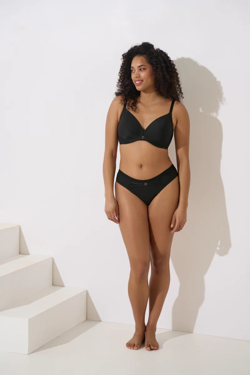 Lisca - Laura V-Neck Wireless Soft Bra Black
