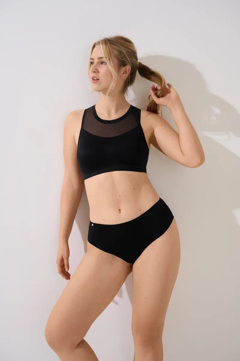 Lisca - Lifestyle Wireless Sports Bra Black
