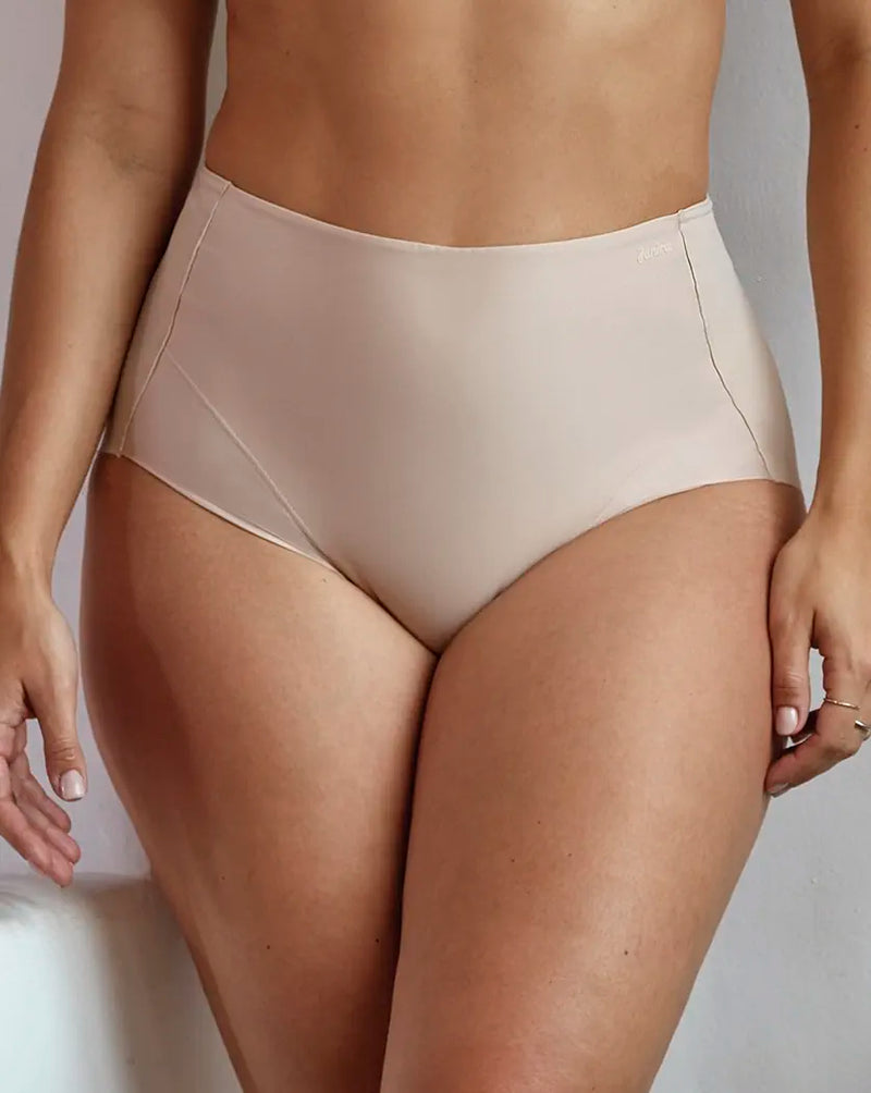 Janira - Perfect Curves Shapewear Brief Dune