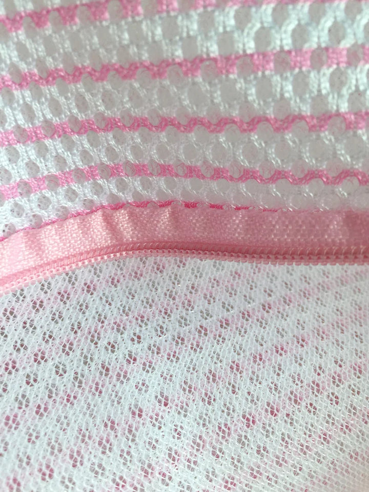Secret Weapons - Fashion Essentials Lingerie Wash Bag (35cm By 40cm) Pink And White