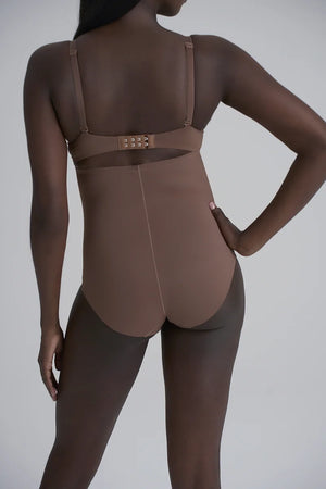 ByeBra - Sculpting Shapewear (Strong Support) Sculpting High Waist Brief Cocoa