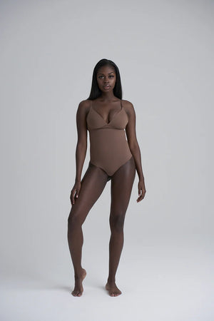 ByeBra - Sculpting Shapewear (Strong Support) Sculpting High Waist Thong Cocoa