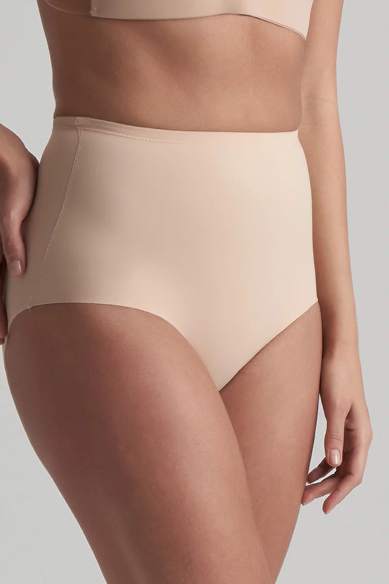 ByeBra - Sculpting Shapewear (Strong Support) Sculpting Mid Waist Brief Beige