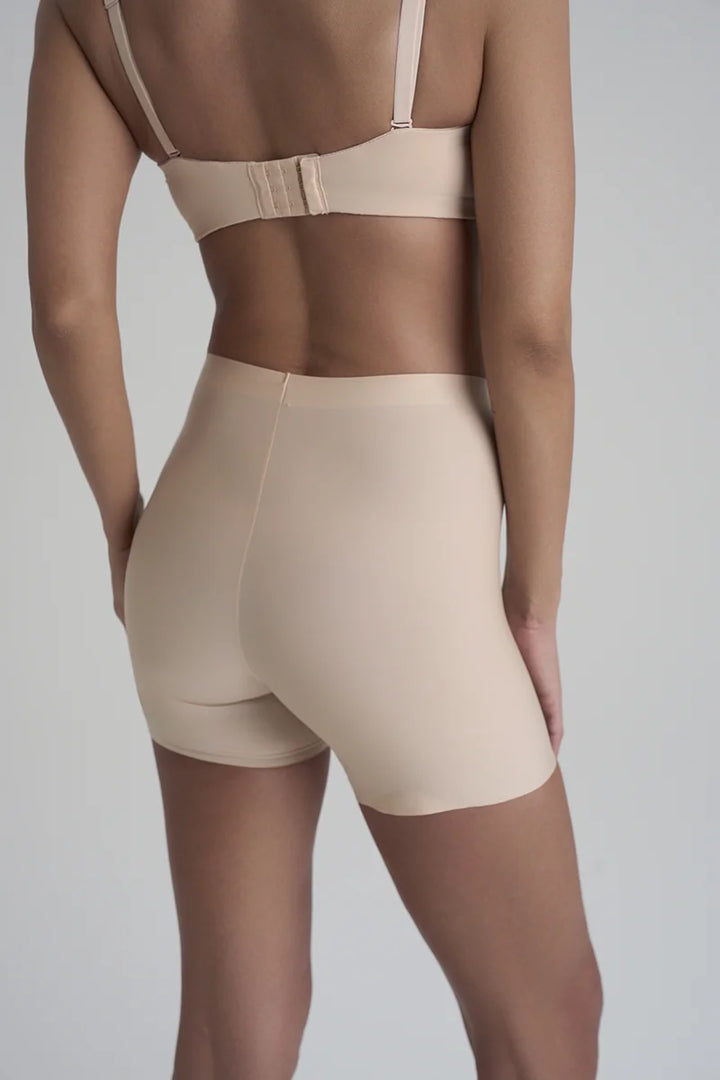 ByeBra - Smooth Essentials (Mid Support) Shorty Beige