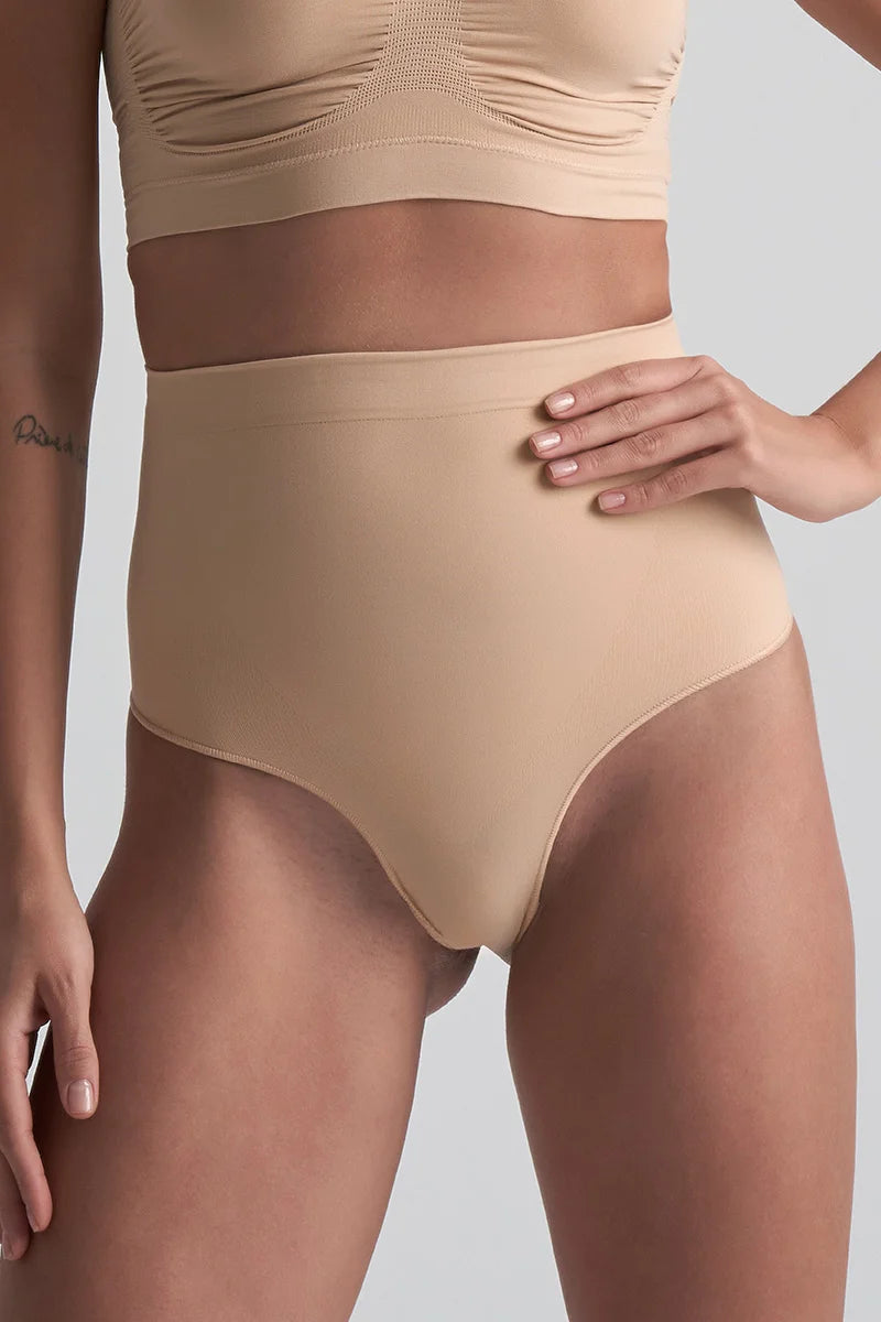 ByeBra - Seameless Shapewear (Strong Support) Soft Touch Mid Waist Thong Beige