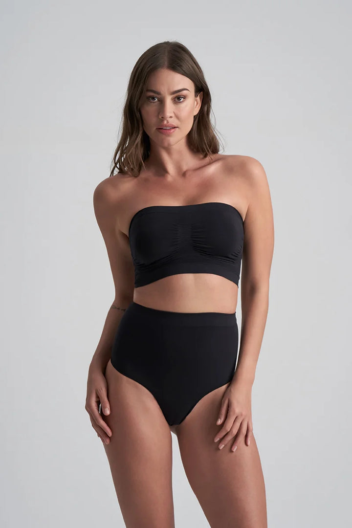ByeBra - Seameless Shapewear (Strong Support) Soft Touch Mid Waist Thong Black