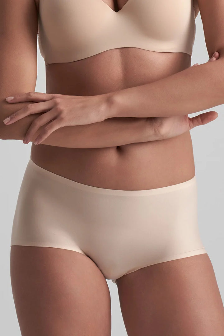 ByeBra - Uni Stretch (1-Size-Fits-Most) Uni Stretch Boxer Beige