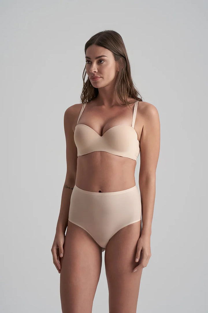 ByeBra - Uni Stretch (1-Size-Fits-Most) Uni Stretch High Brief Beige